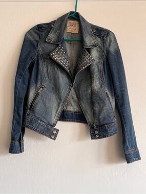 2010s Hadid Vibes Studded Blue Denim Jacket - Premium Wash